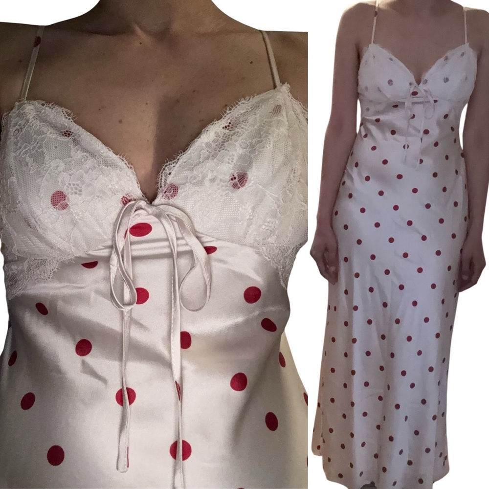New with tags Marshalls Jessica Simpson
White Pink Polka Dot Dress Size Xs